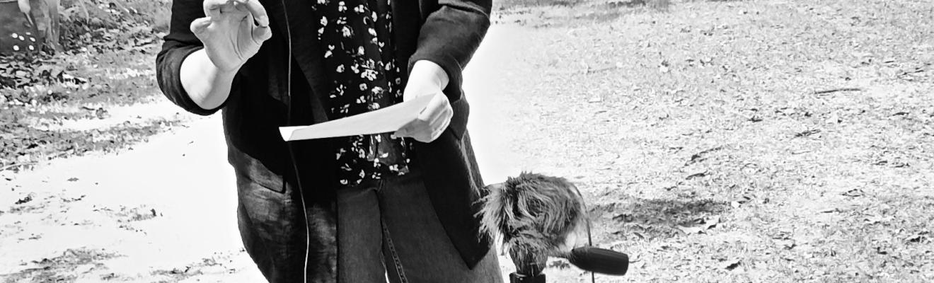 La compositrice en séance d'enregistrement
