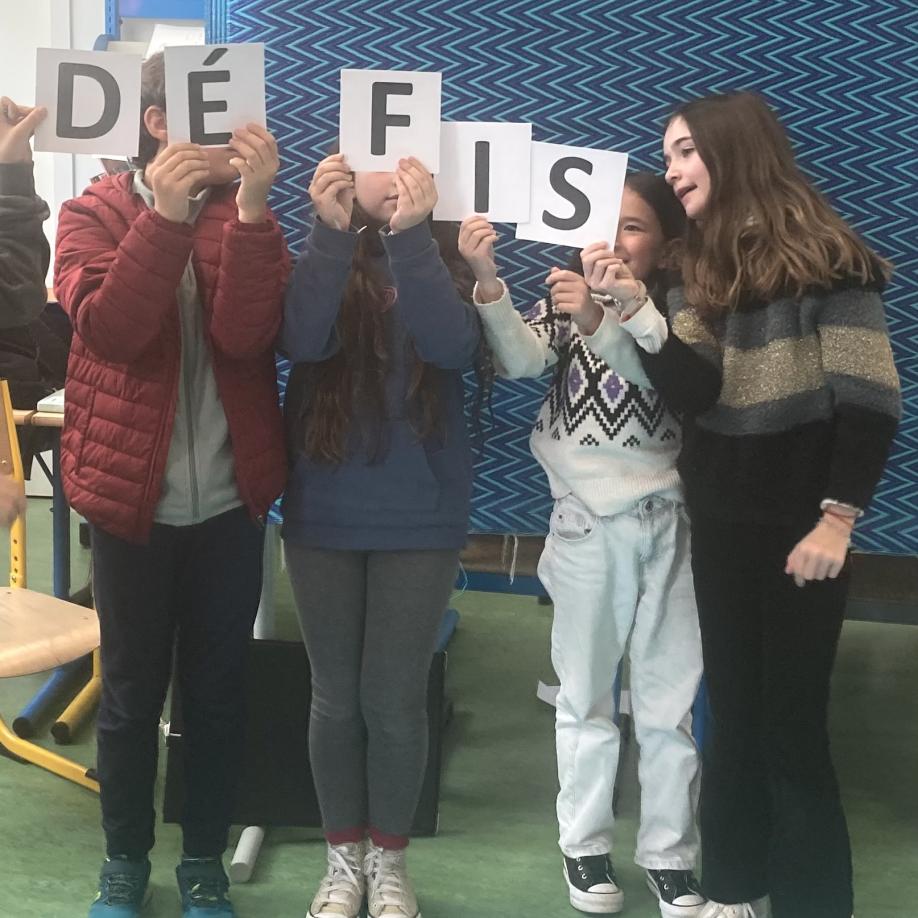 énigmes à résoudre collectivement